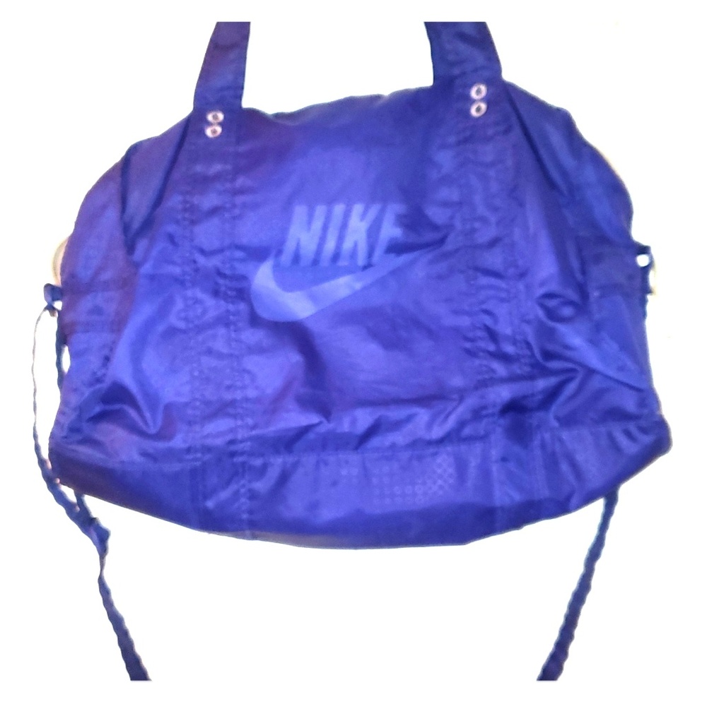 NIKE SPORTSWEAR Gym Nylon Duffle Bag Travel
